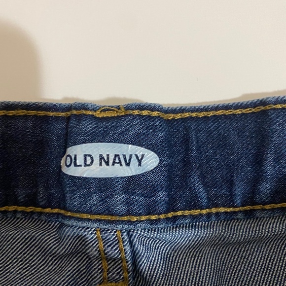 Old Navy Jean Shorts Size 10 - Picture 2 of 3